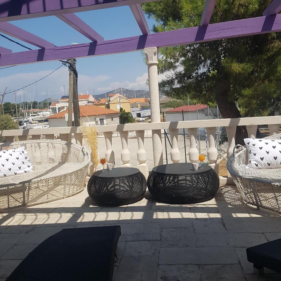 Apartament Jardin Kapetanova Kuca Veli Iž Zewnętrze zdjęcie