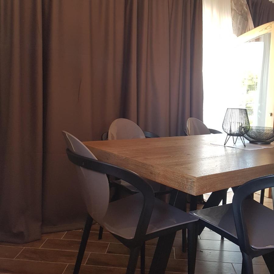 Apartament Jardin Kapetanova Kuca Veli Iž Zewnętrze zdjęcie