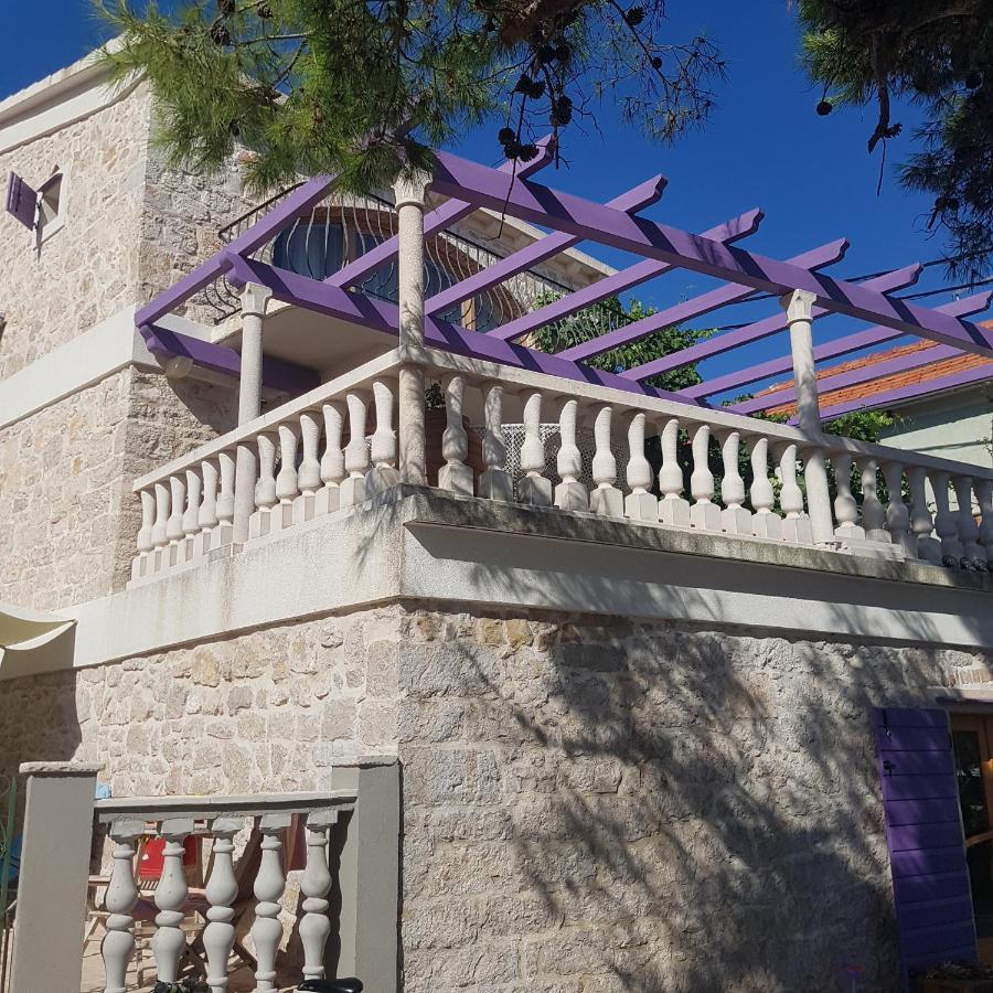 Apartament Jardin Kapetanova Kuca Veli Iž Zewnętrze zdjęcie
