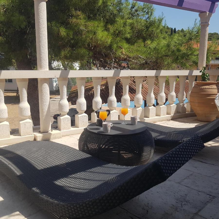 Apartament Jardin Kapetanova Kuca Veli Iž Zewnętrze zdjęcie