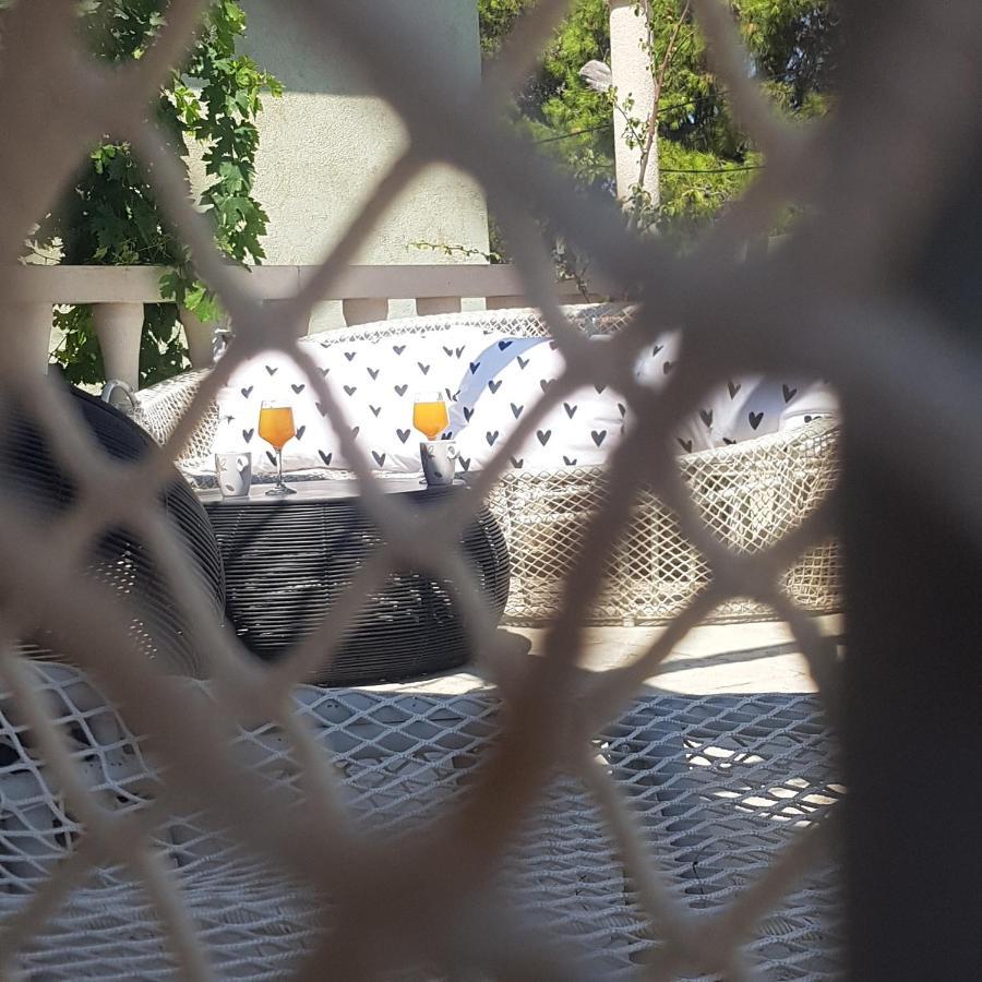 Apartament Jardin Kapetanova Kuca Veli Iž Zewnętrze zdjęcie