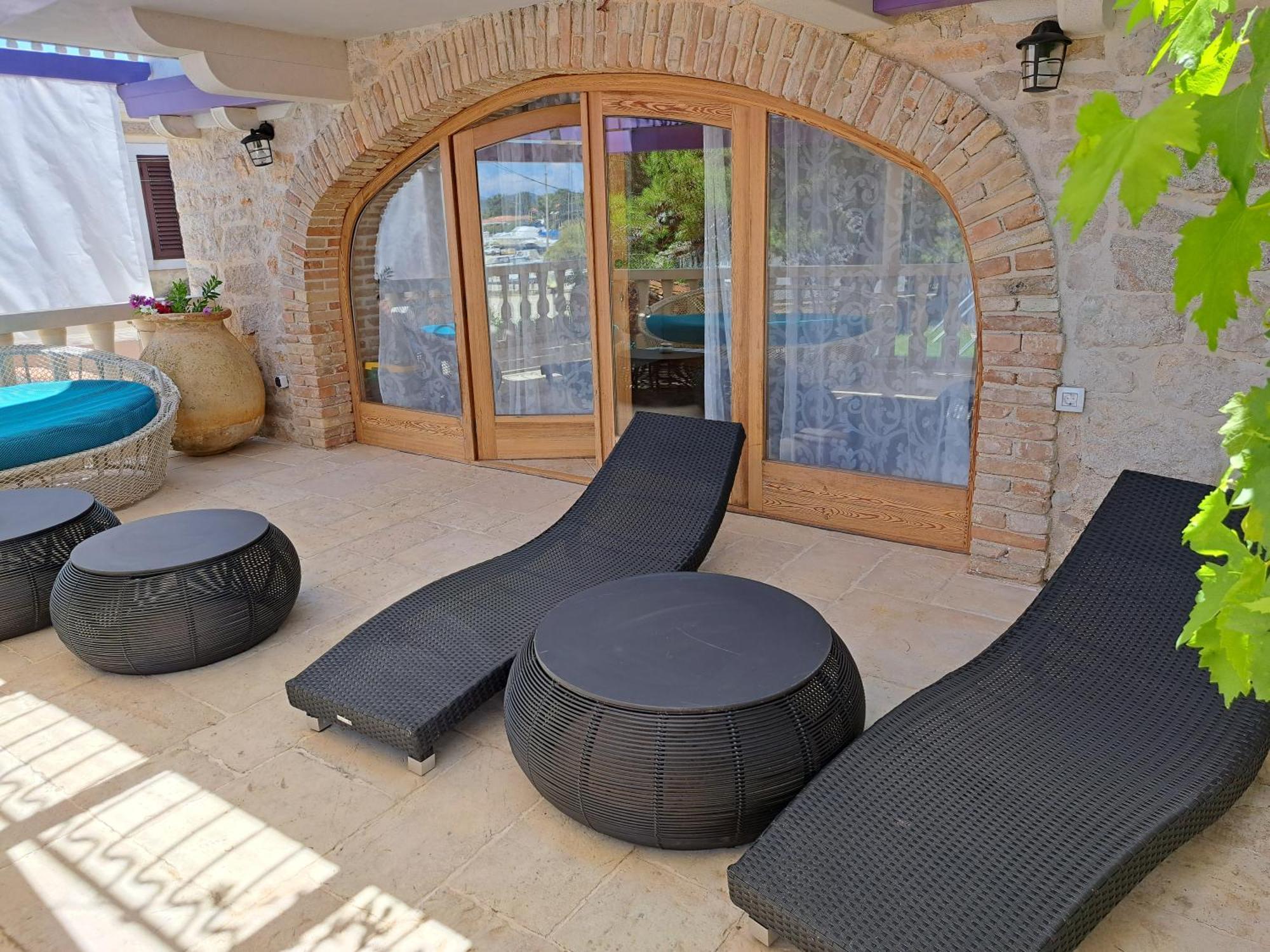 Apartament Jardin Kapetanova Kuca Veli Iž Zewnętrze zdjęcie