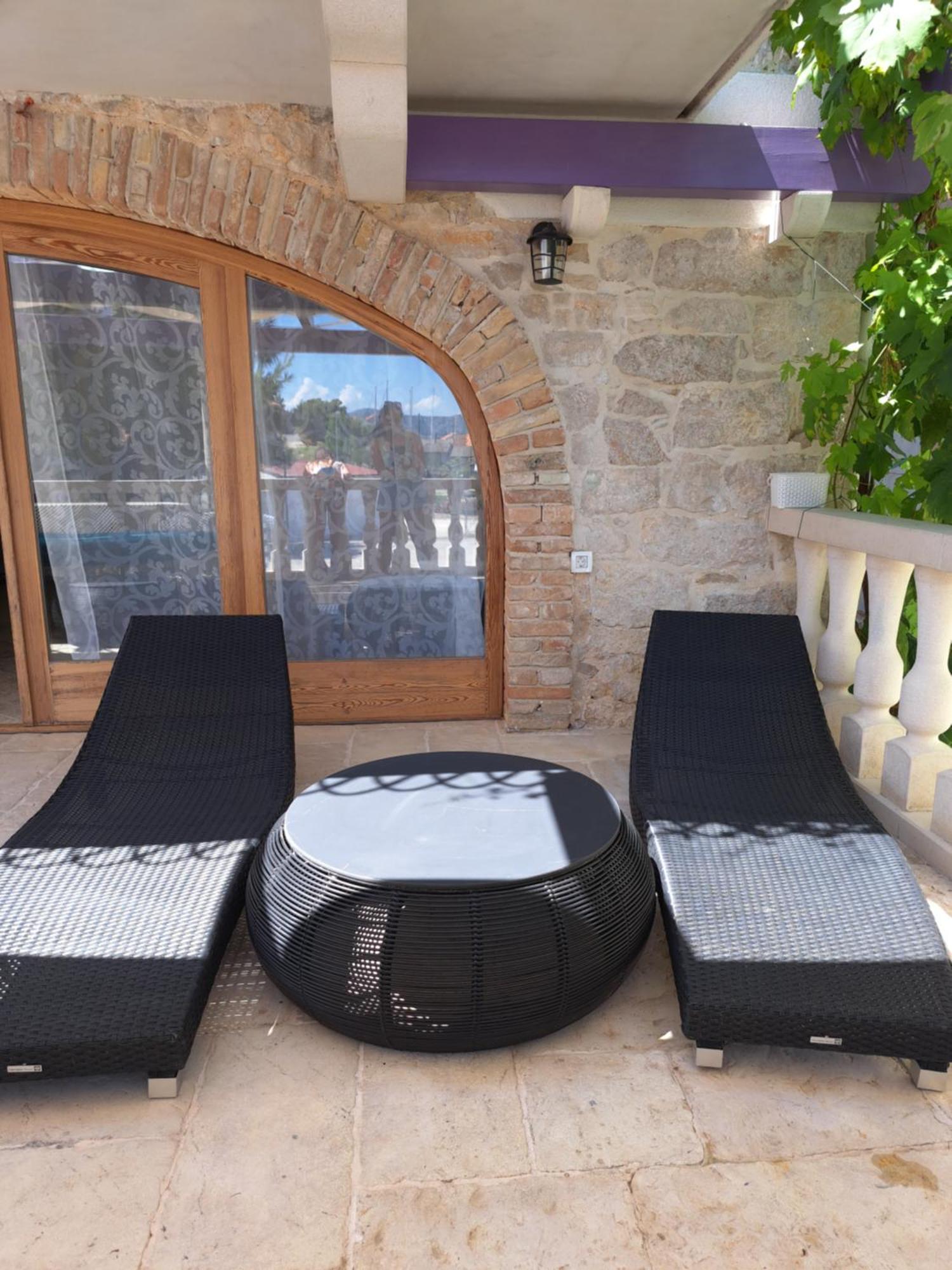 Apartament Jardin Kapetanova Kuca Veli Iž Zewnętrze zdjęcie