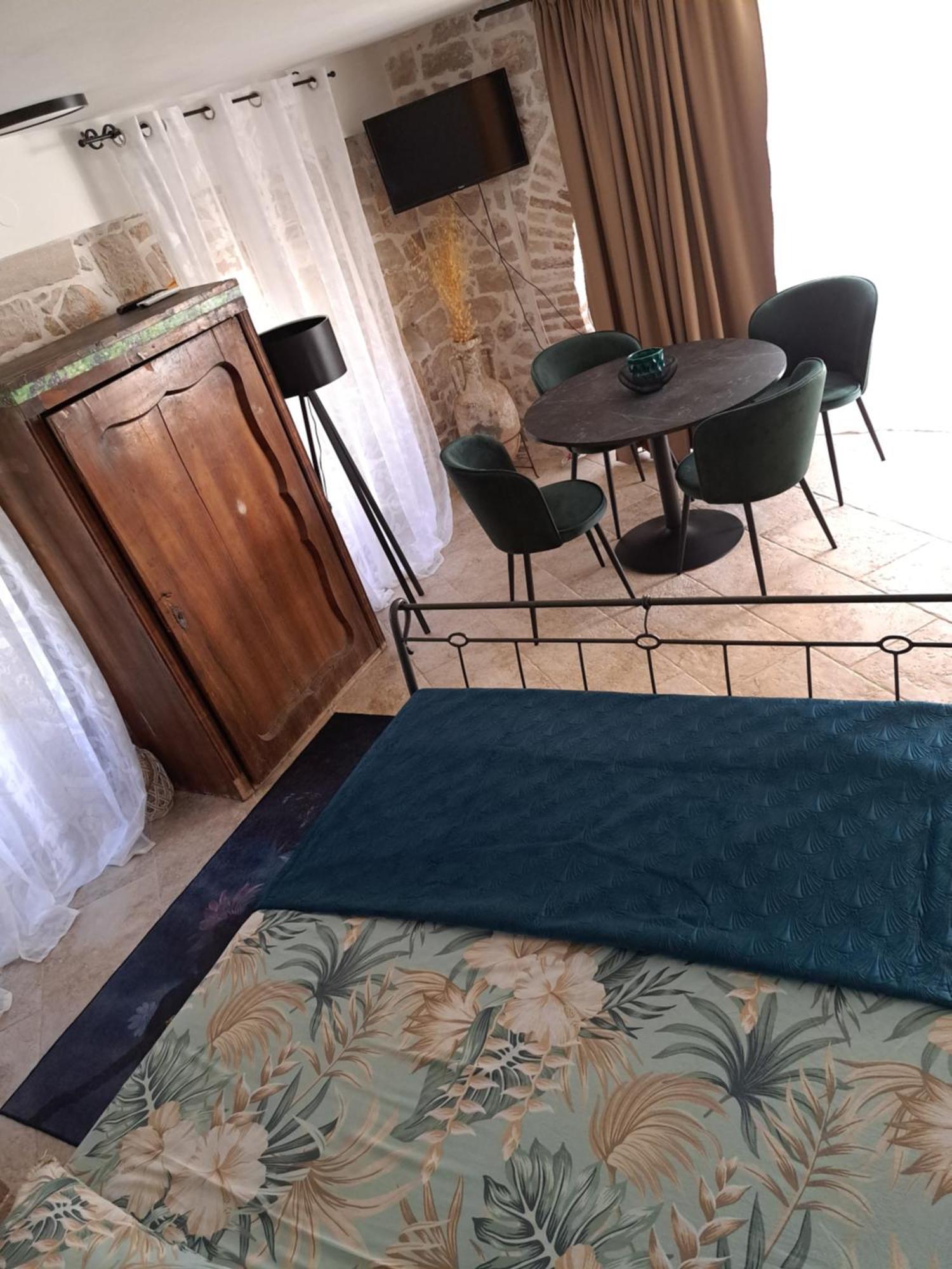 Apartament Jardin Kapetanova Kuca Veli Iž Zewnętrze zdjęcie